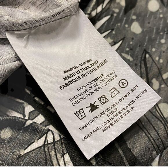 Nike Air Jordan Wings “Floral” Jersey Top size Medium - Picture 6 of 7